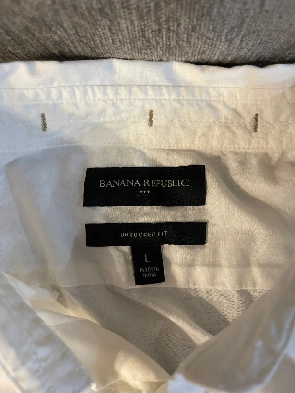 Banana Republic Men's White Untucked Fit Casual Button-Down Shirt